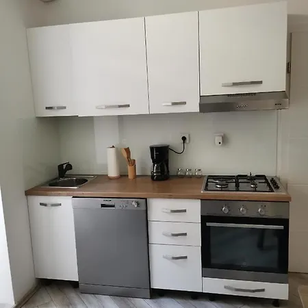 Studio Apartman Kristina * Pula